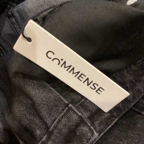 NWT COMMENSE Black Denim Curved Leg Jeans Size Small - Picture 8 of 11